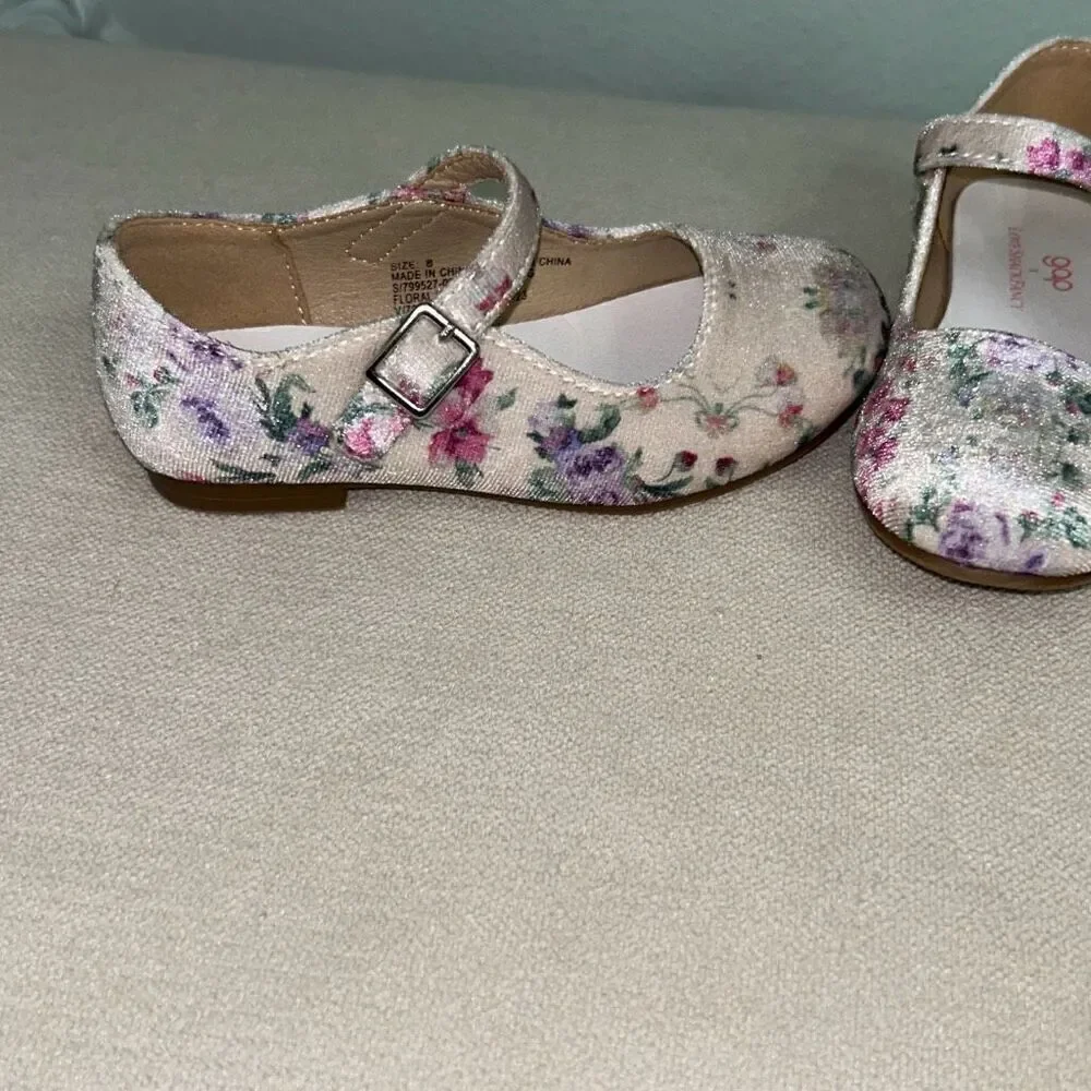 Gap / love shack fancy girls floral shoes sz8